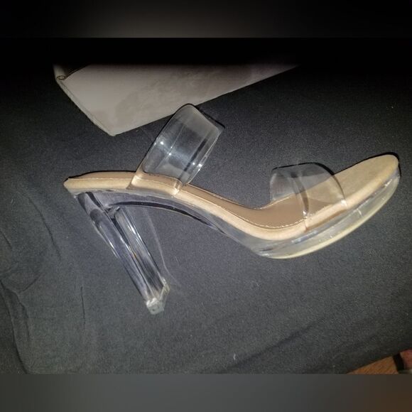 Clear Dream Paris Open Toes Chunky Heel Shoe nwt - Picture 9 of 10